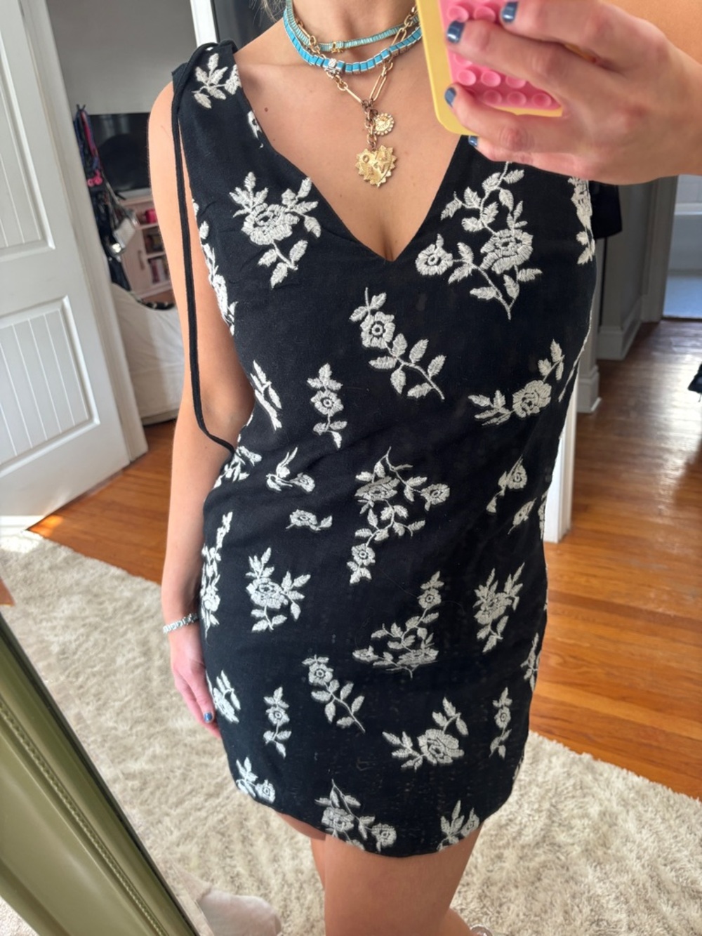 Black Floral V-Neck Dress w White Embroidery